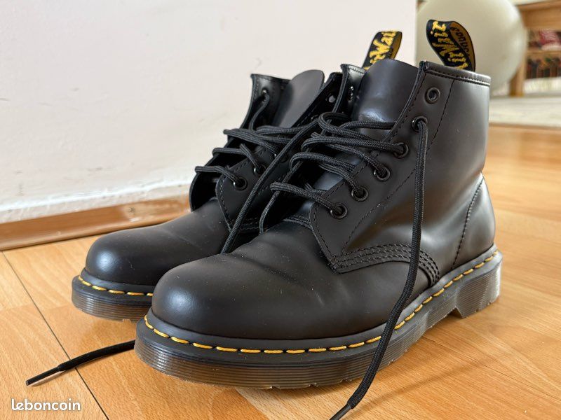 Dr. Martens 1460 noires cuir – Taille 40 – Très bon état (image 8)