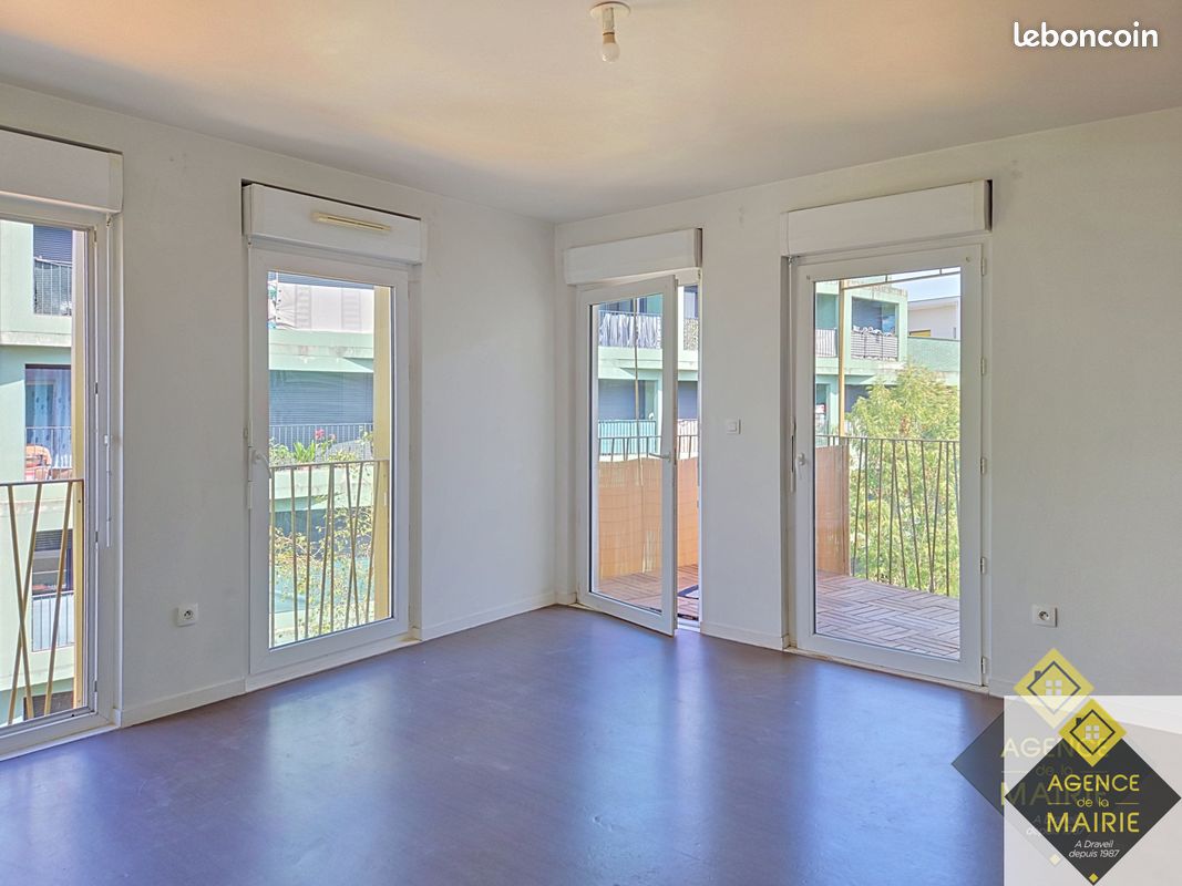 Appartement 2 pièces 44 m² · à Ris-Orangis · 44 m² · 146 000 €