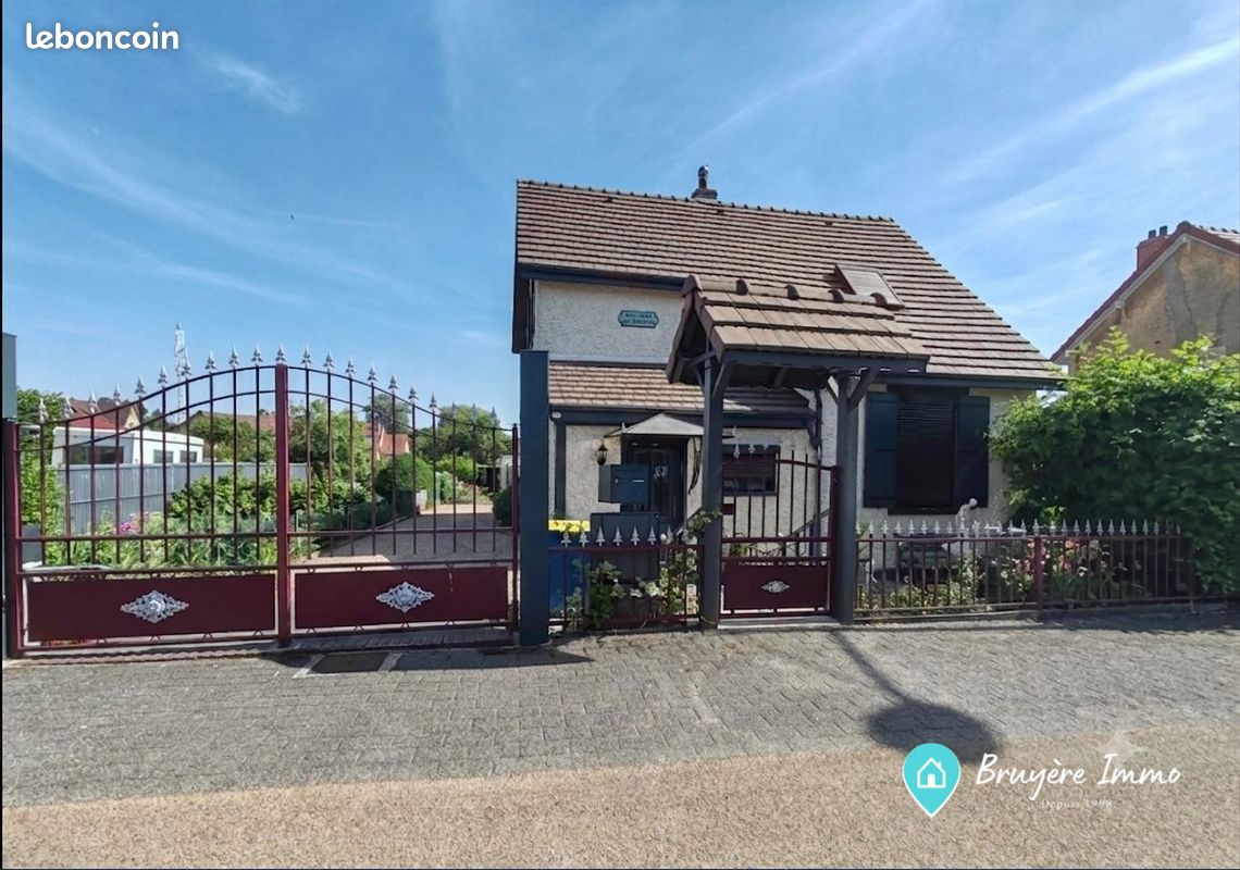 Maison 8 pièces 100 m² · à Hirson · 100 m² · 137 800 €