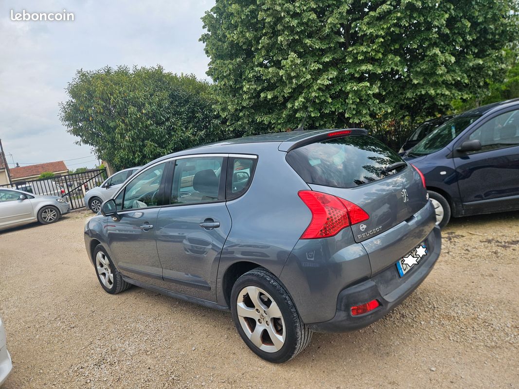 PEUGEOT 3008 1.6 HDi FAP 112 cv (image 2)
