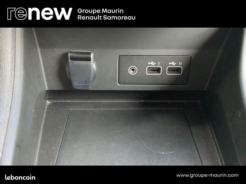 Renault Captur 1.6 E-Tech hybride 145ch Evolution (image 24)