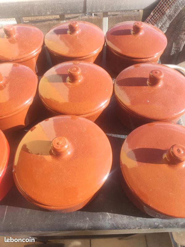Pot en terre cuite (image 1)