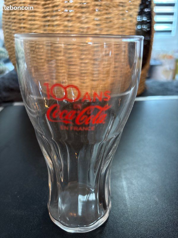 1 verre COCA COLA nouveau modele,n°c997f, neuf ,jamais utilisé