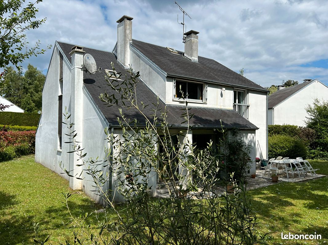 Maison 6 pièces 174 m² · à Saint-Nom-la-Bretèche · 174 m² · 660 000 €