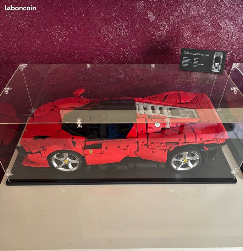 Lego Technic Ferrari Daytona SP3 42143 (image 1)