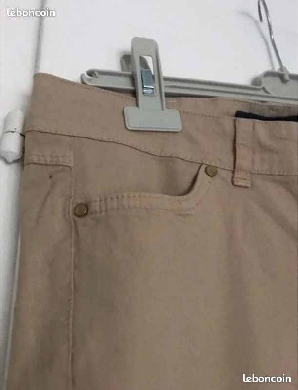 Pantalon neuf sans etiquette Zara (image 3)