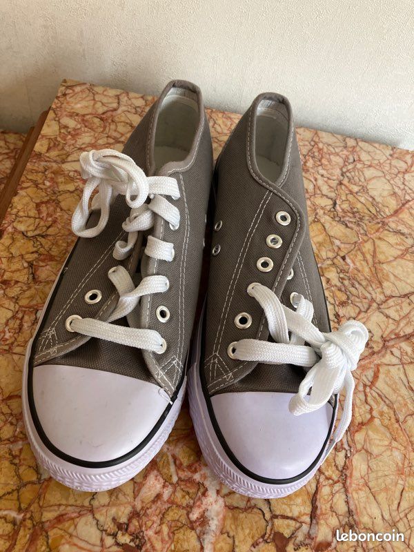 Basket pour femme de la marque essentials bristol taille 39 (image 1)