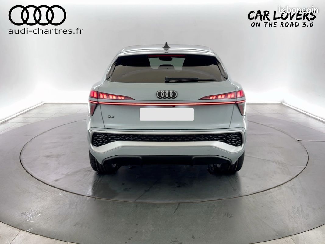 AUDI Q3 Sportback e-hybrid 272 ch S tronic 6 S line (image 4)