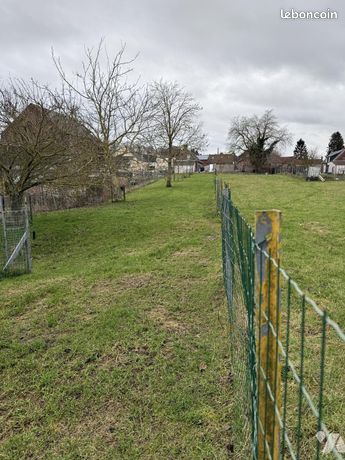 Terrain 751 m² QUIEVY