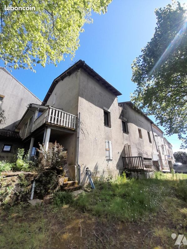 Immeuble 365 m² · à Cazaubon · 365 m² · 227 000 €