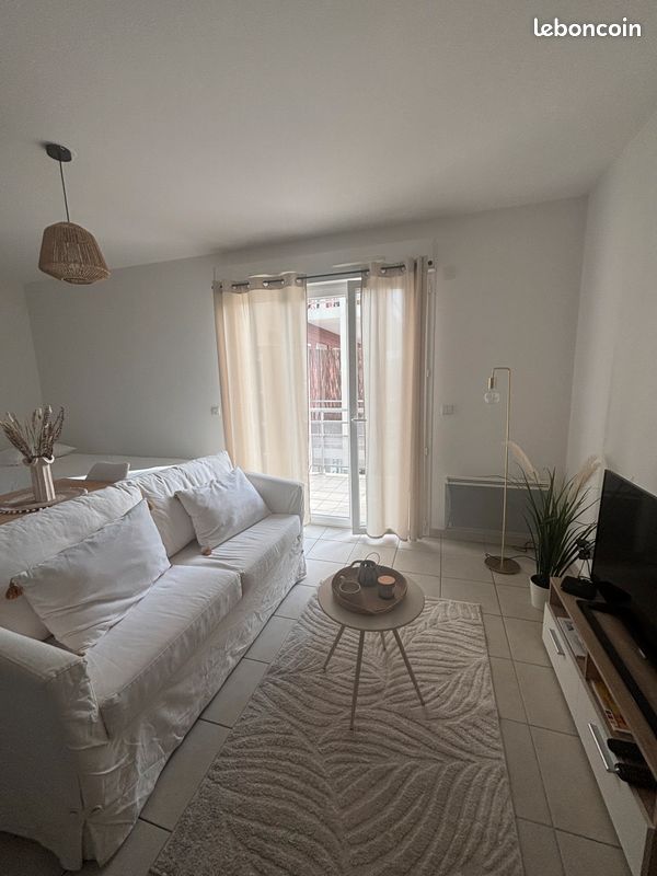 Appartement 1 pièce 30 m² · à Veigy-Foncenex · 30 m² · 1 350 €/mois