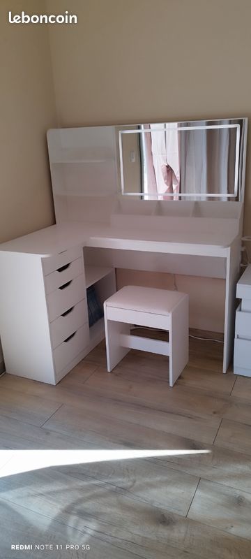 Superbe coiffeuse miroir éclairé et prises intégrées (image 9)