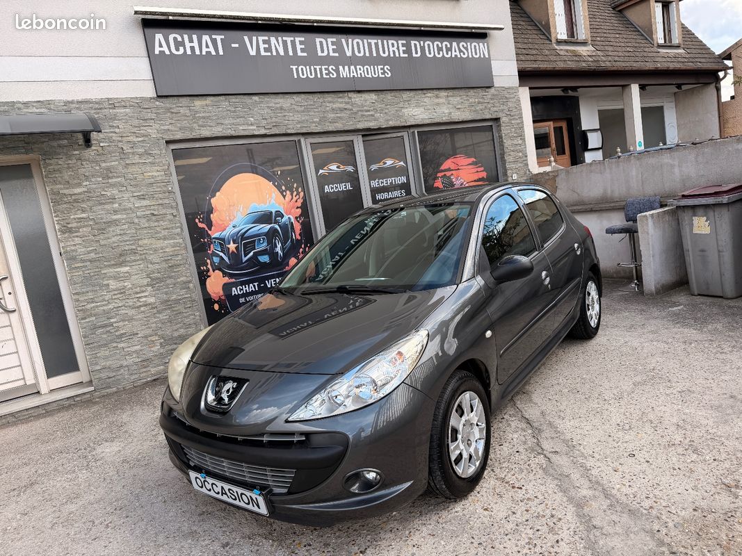 PEUGEOT 206+ 1.4 HDi 70ch BLUE LION Urban pack confort (image 1)