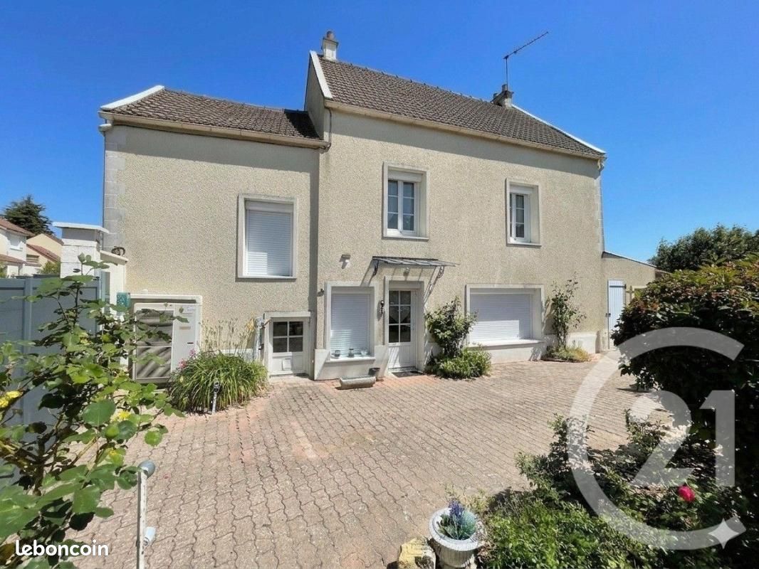 Maison 5 pièces 139 m² · à Claye-Souilly · 139 m² · 325 000 €