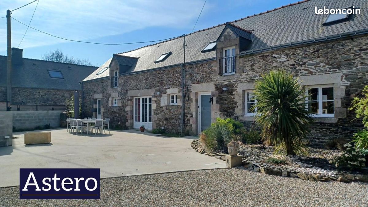 Maison 6 pièces 223 m² · à Pluméliau-Bieuzy · 223 m² · 359 900 €