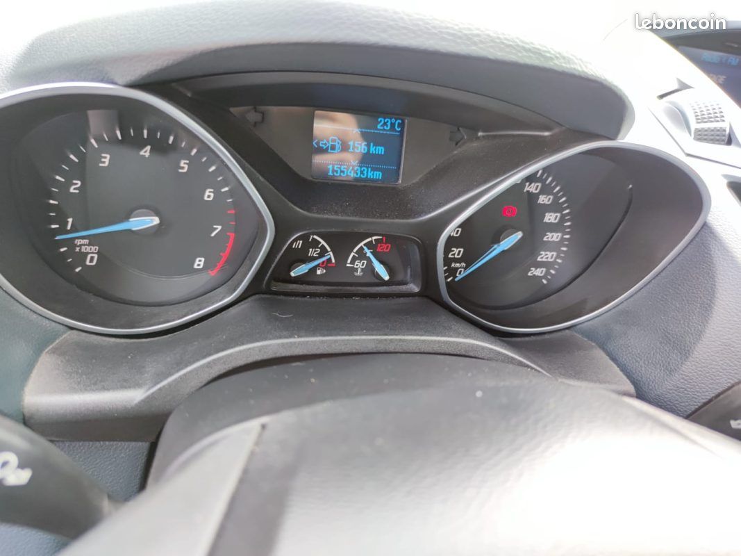 FORD C-MAX Titanium X 1.0 125 (image 8)