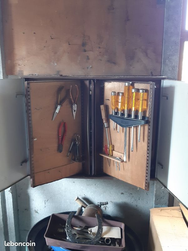 Armoire à outils murale (image 2)