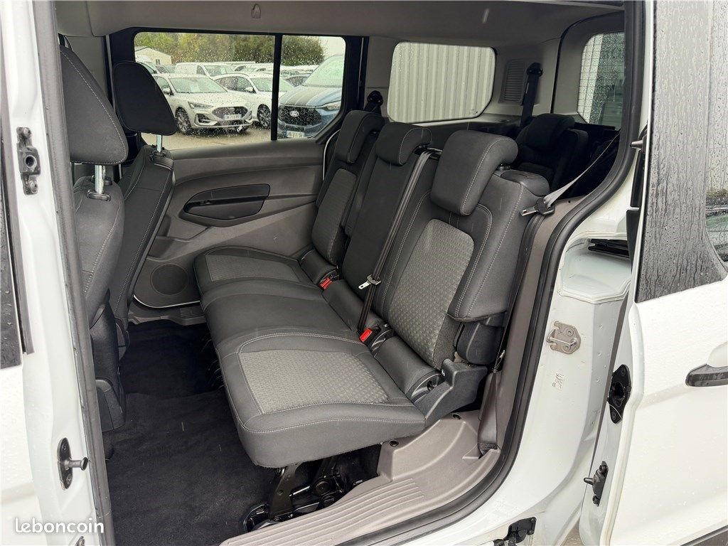 Ford Tourneo Connect II 1.5 L ECOBLUE 100 S&S Trend (image 11)