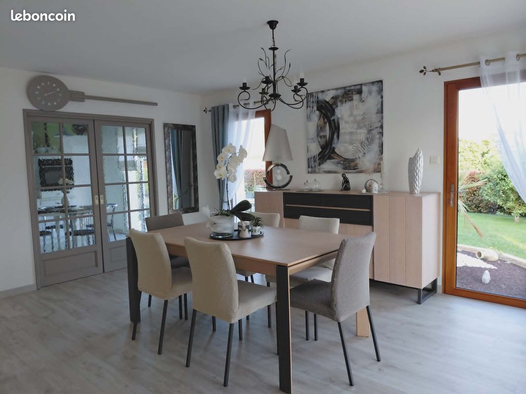 Maison 7 pièces 145 m² · à Saint-Pierre-la-Cour · 144,5 m² · 279 950 €