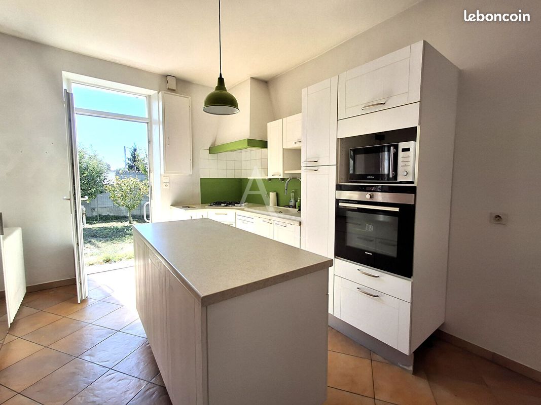 Maison 6 pièces 110 m² · à Saintes · 110 m² · 197 000 €