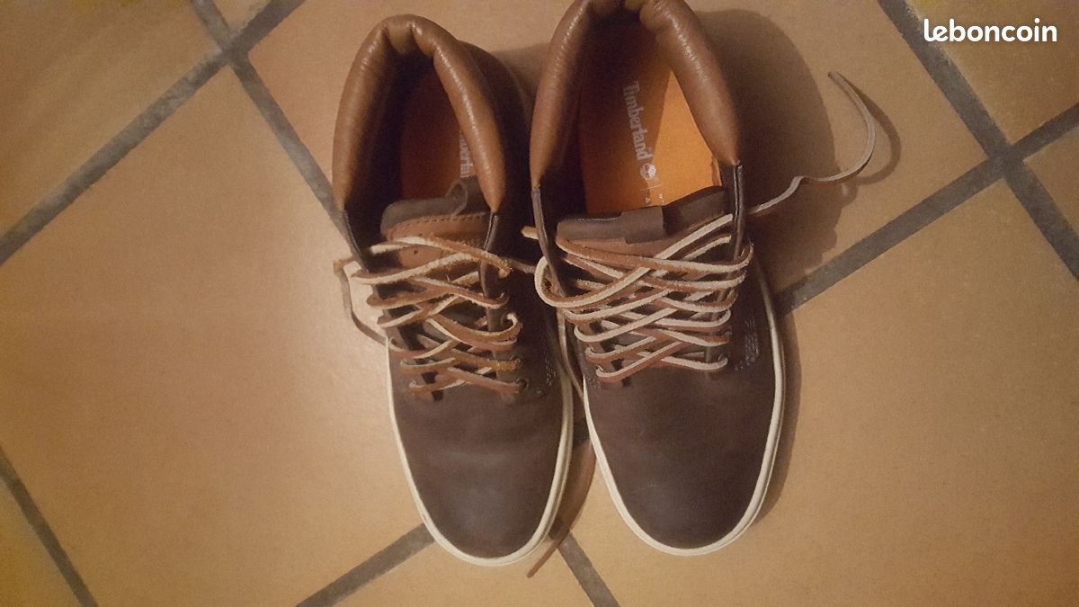 Chaussures TIMBERLAND taille 39 (image 2)
