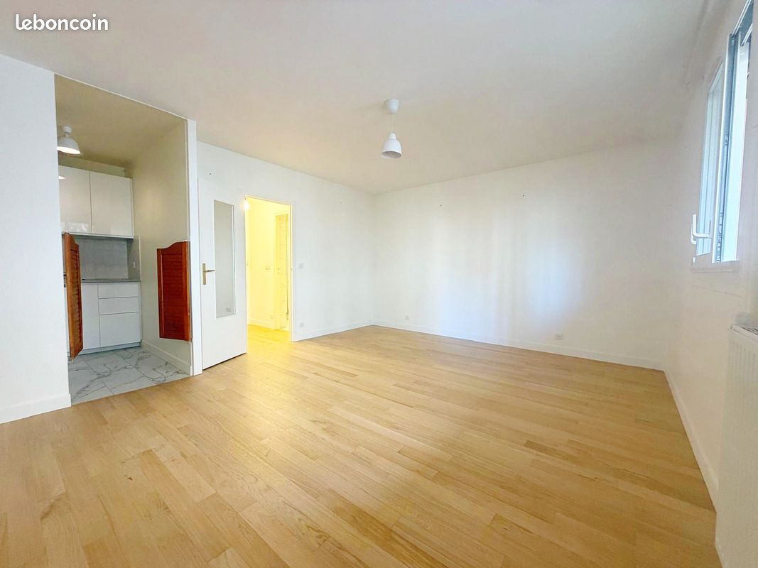 Appartement 1 pièce 29 m² · à Saint-Mandé · 29 m² · 265 000 €