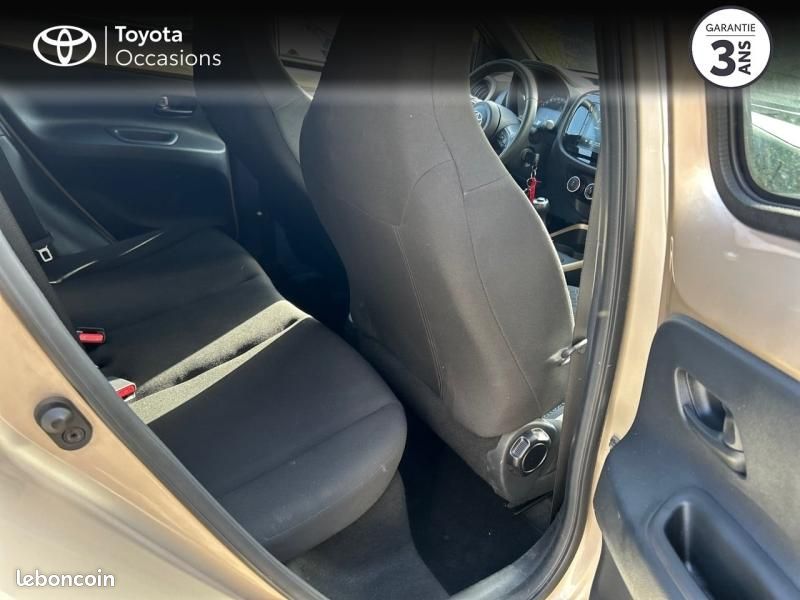 Toyota Aygo X 1.0 VVT-i 72ch Design MY23 (image 7)