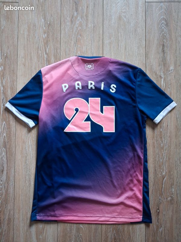 T-shirt Officiel Jeux Olympiques Paris 2024 – Bleu Marine Taille L, 100% Coton