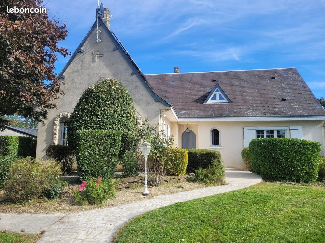 Maison 6 pièces 155 m² · à Châteauroux · 155 m² · 230 000 €