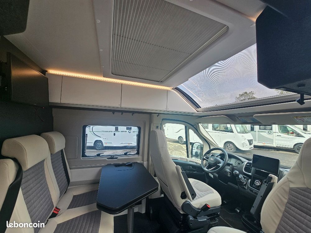 Fourgon ADRIA 640 SGX SPORT Full Options (image 4)