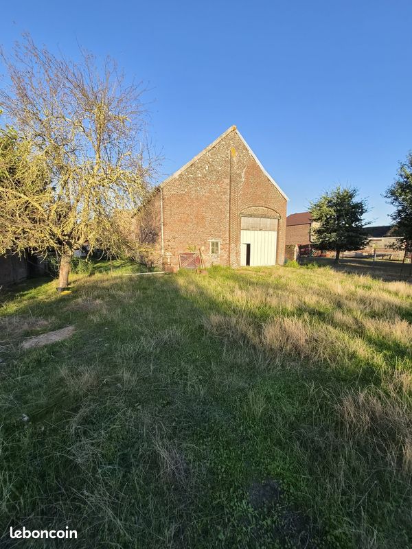 Maison 1 pièce 160 m² · à Quarouble · 160 m² · 128 000 €