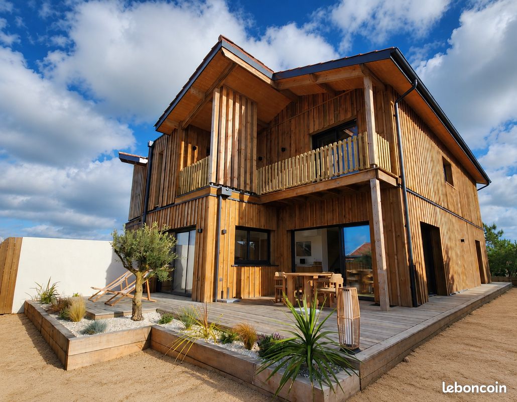 Maison 6 pièces 150 m² · à Saint-Julien-en-Born · 150 m² · 1 150 000 €