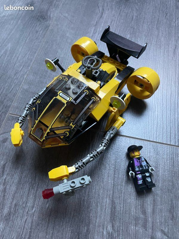 LEGO 4792 - Le sous-marin du Team Alpha (image 2)