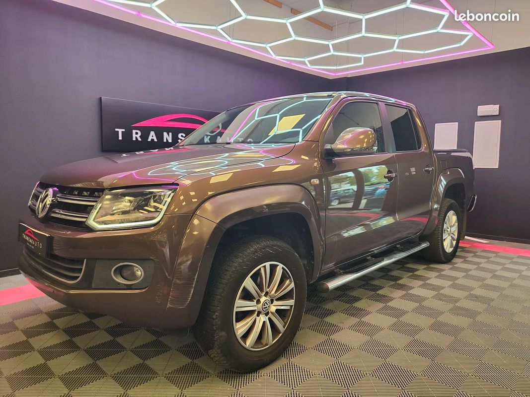 VOLKSWAGEN AMAROK HIGHLINE Double Cabine 2.0 BiTDi 180cv 4Motion - Historique d'entretien - Caméra - Attelage - Sièges chauffants en cuir - (image 1)