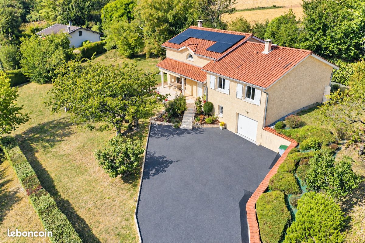 Maison 6 pièces 140 m² · à Montluel · 140 m² · 521 000 €