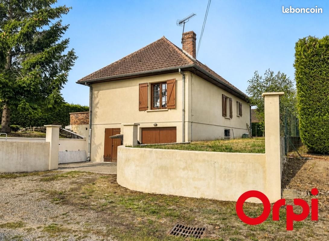 Maison 5 pièces 124 m² · à Teillet-Argenty · 124 m² · 168 000 €