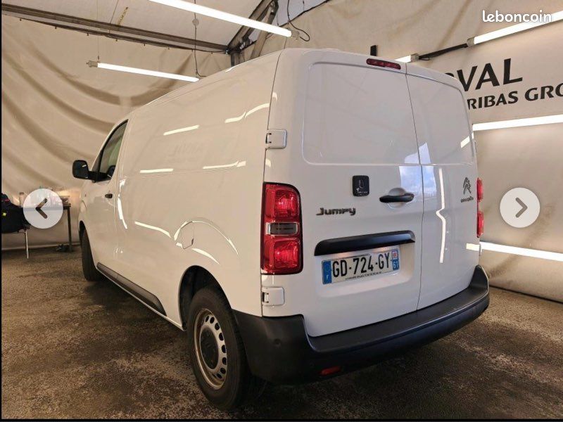 Citroën Jumpy 2.0 BLUEHDI EAT8 180CV Asphalt (image 8)