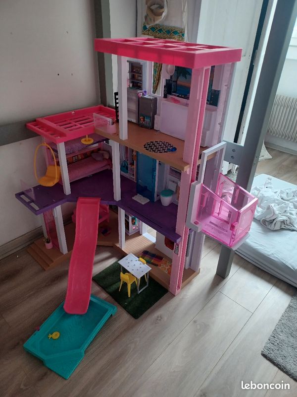 Maison de barbie Dream House (image 2)