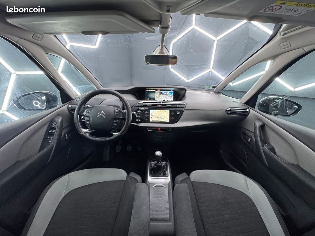 Citroën Grand C4 Picasso 1.6 HDI 120Ch *7 PL *DISTRI NEUVE *CAMERA AR* TOIT PANO *GARANTIE 12MOIS (image 14)