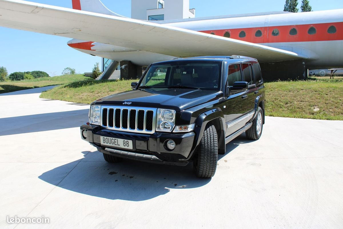 Jeep COMMANDER 3L V6 218 CV CRD "7 PLACES" OVERLAND "4X4" GPS RE CAMÉRA TOE ATTELAGE BOITE AUTO (image 4)