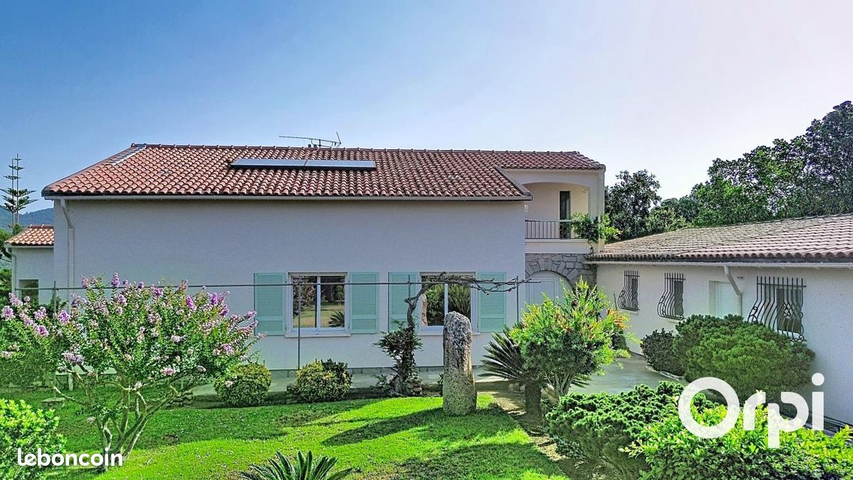 Maison 5 pièces 294 m² · à Zonza · 294 m² · 995 000 €