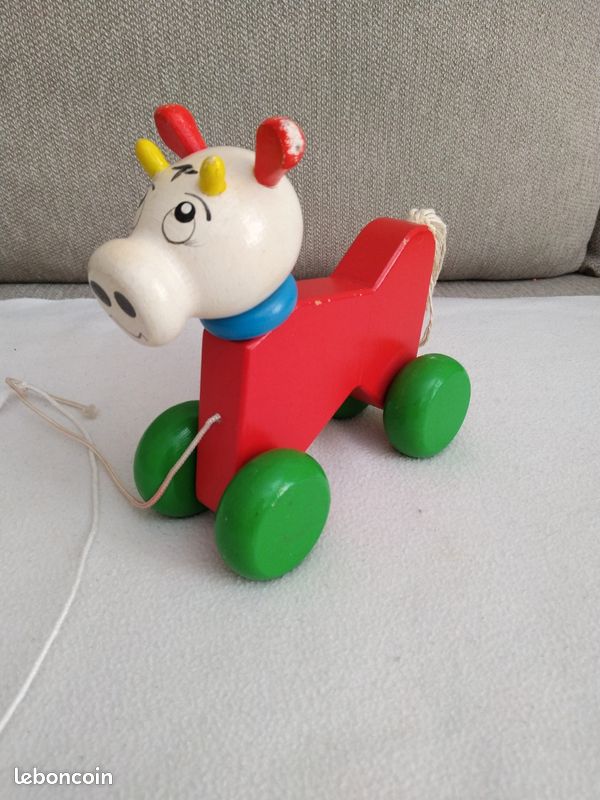 Jouet vache a tirer en bois (image 3)
