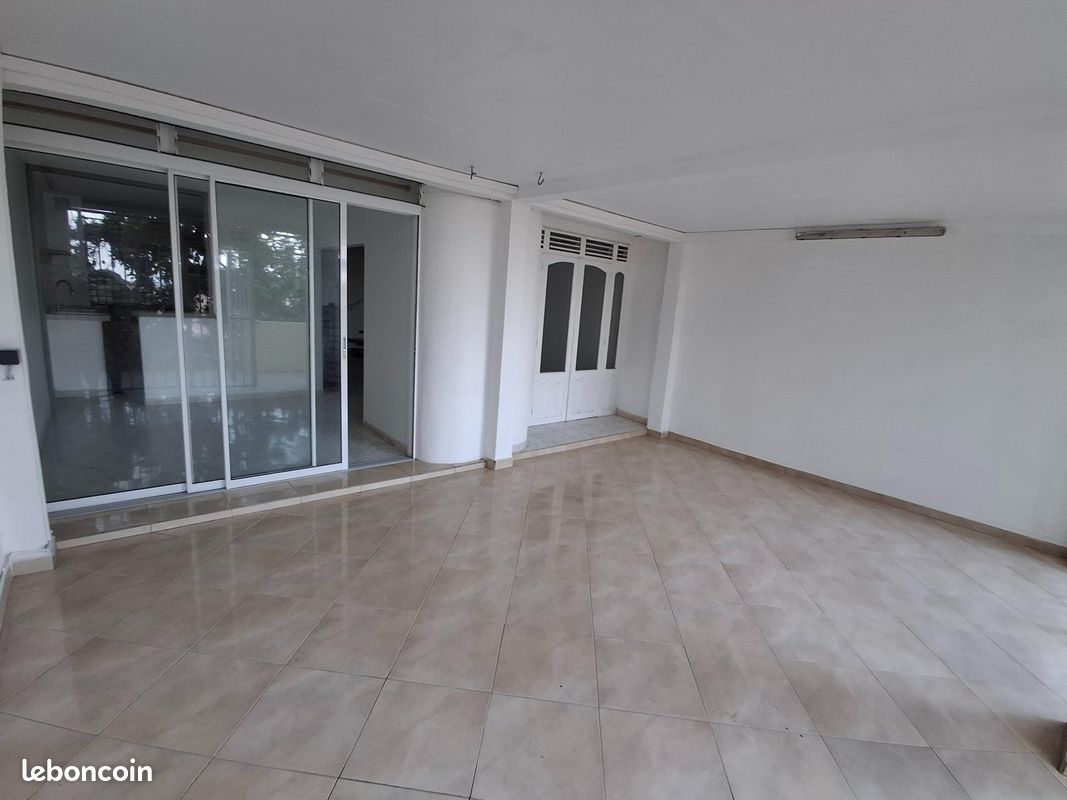 Maison 5 pièces 101 m² · à La Trinité · 101 m² · 1 201 €/mois