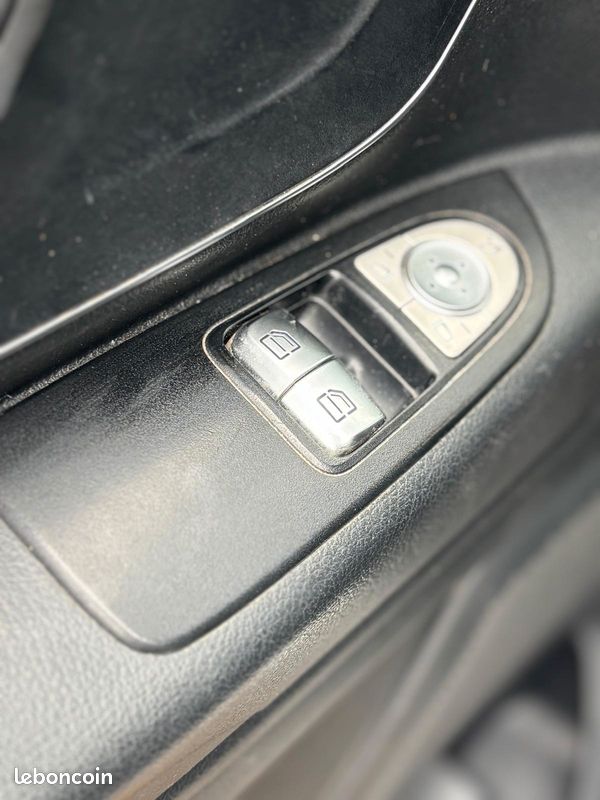 Mercedes-Benz Vito 119 CDI LONG PROPULSION / BVA / TVA / 1er Main / (image 16)