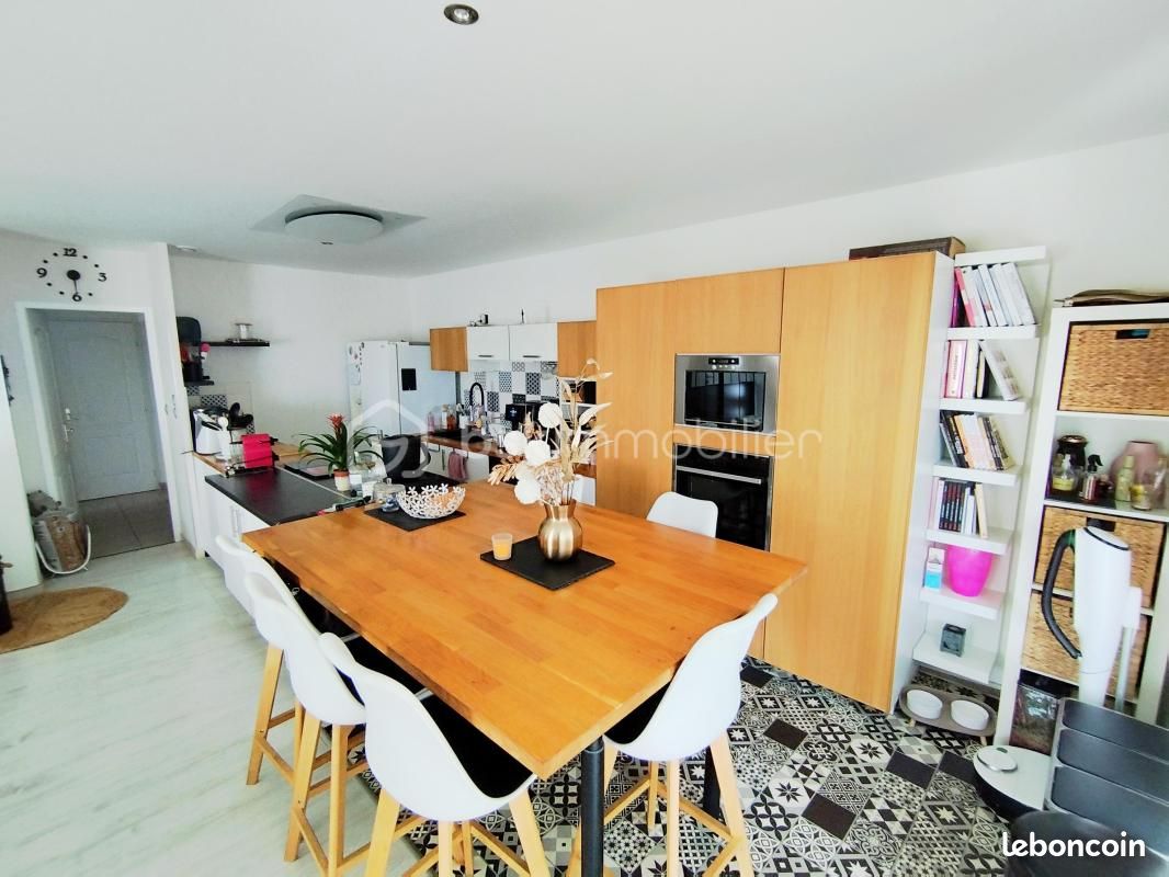 Maison 6 pièces 132 m² · à Nébian · 132 m² · 359 000 €