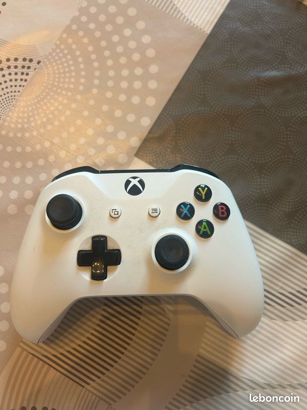 Manette classique blanche Xbox One S (image 1)