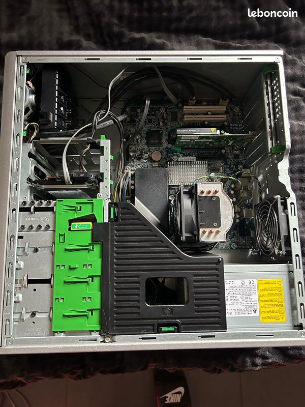 Serveur / workstation HP Z400 (image 4)