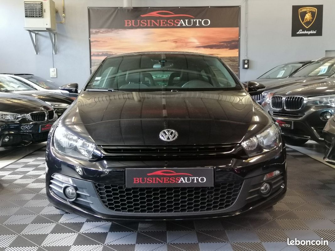 VOLKSWAGEN SCIROCCO 2.0 TDI 140 FAP Sportline DSG6 (image 2)