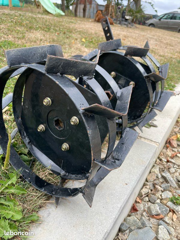 Roues en fer et butoir (image 2)