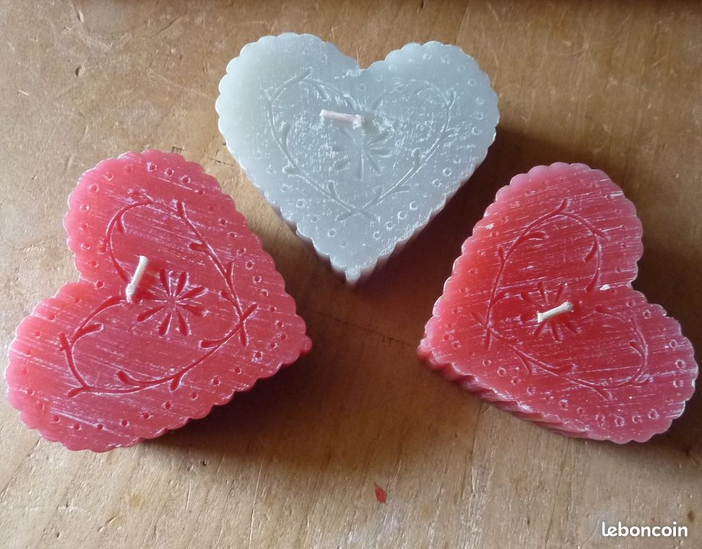 Coffret 4 Bougies Coeur Ivoire Et Rouge